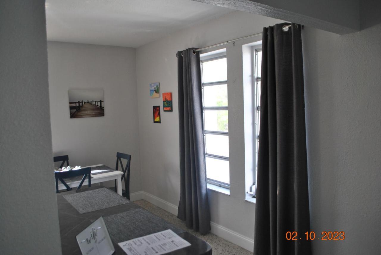 Sleeps 8, Havana Nights In Miami Lägenhet Exteriör bild